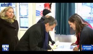 Affluence dans les bureaux de vote pour le deuxième tour de la primaire de la droite