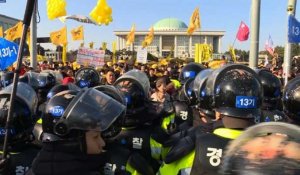 Corée du Sud: la présidente destituée sur fond de manifestations