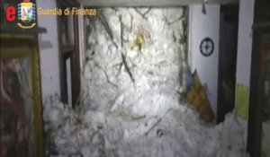 Italie: les secours entrent dans l'hôtel enseveli par une avalanche