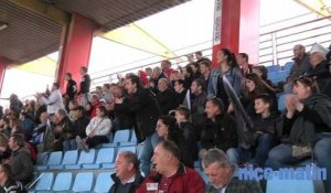 La joie des supporters du Stade Niçois après la victoire contre Vienne