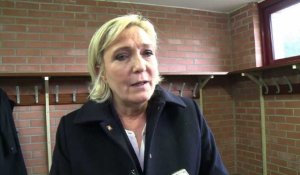 Marine Le Pen juge le programme de F.Fillon "brutal"