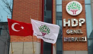 Le siège du parti pro-kurde HDP attaqué à Ankara