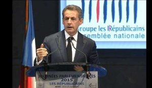 Sarkozy invite Macron à le rejoindre après la polémique sur le statut des fonctionnaires