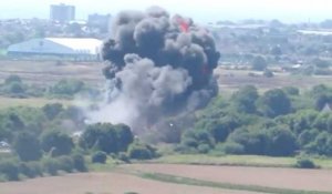 Une vidéo amateur montre le crash d'un avion de chasse lors d'un meeting aérien en Angleterre