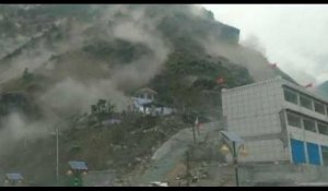 Une vidéo amateur montre le moment où le séisme a frappé le Tibet