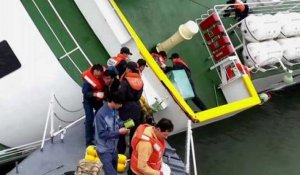 Ferry naufragé : La Corée du Sud diffuse une vidéo montrant le capitaine quittant le navire
