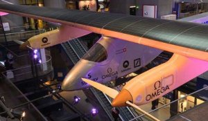 Solar impulse: le premier avion est exposé à Paris