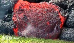 Hawaï : la lave du volcan Kilauea menace toujours un village