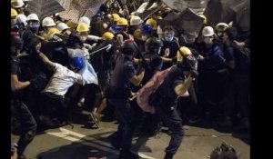 Hongkong : 40 interpellations après de violents affrontements avec la police