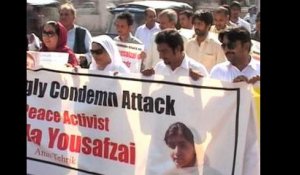 Pakistan : manifestations de soutien à Malala, l'adolescente attaquée par les talibans