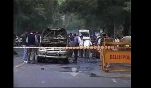 New Delhi : la voiture piégée après l'explosion