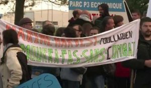 Bretagne : les actions de coup de poing des salariés de l'agroalimentaire en images