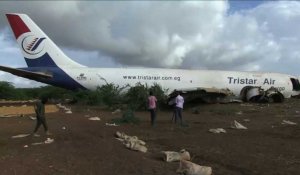 Somalie: atterrissage d'urgence pour un avion cargo