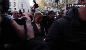 Elections régionales : Marion Maréchal Le Pen encerclée par les médias