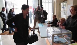 Municipales à Marseille - 2e tour : Lisette Narducci (PRG) a voté