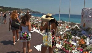 Nice: la Promenade des Anglais une semaine après l'attentat