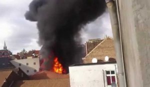 Incendie entrepot meubles a Molenbeek