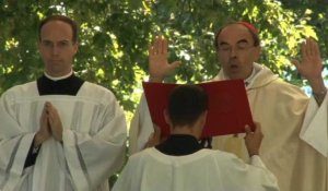 Début de la messe à Lourdes pour l'Assomption