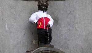 Manneken Pis revêtu du costume des athlètes olympiques belges