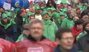 Plus de 50.000 personnes défilent à Bruxelles