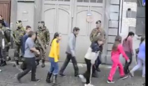 Dison: exercice d'évacuation de l'école Luc Hommel par l'armée