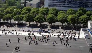 OM-Nantes : les supporters manifestent devant le stade