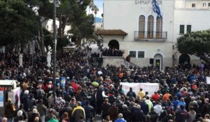 Grèce: près de mille manifestants à Kos contre le hotspot prévu