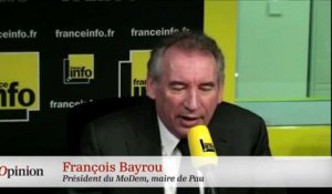 François Bayrou plus tendre avec Sarkozy qu'avec Hollande
