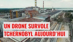 Un drone survole la centrale nucléaire de Tchernobyl aujourd'hui