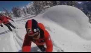Deux skieurs en viennent aux mains et s'insultent après un petit accrochage en hors-piste (vidéo)