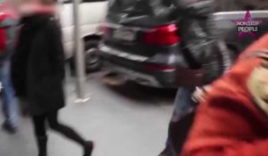 Marilyn Manson agressé à l'eau bénite en Russie (Vidéo)