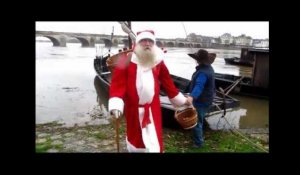 A Saumur, le Père Noël arrive par la Loire