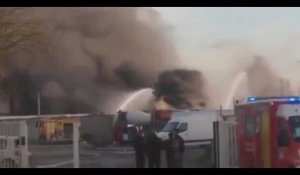 Violente explosion de citernes à côté de Bordeaux, les premières images impressionnantes (vidéo)