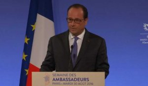 Syrie : Hollande pointe "des risques d'embrasement général"