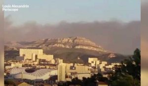 Les images d'un violent départ de feu près de Marseille