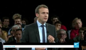 Emmanuel Macron esquisse les contours de sa VIe République
