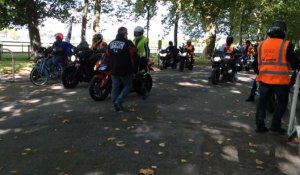 Les motards en colère manifestent 