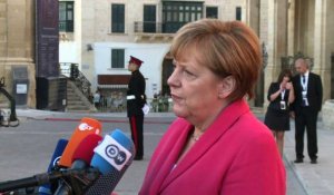 Sommet à La Valette: Merkel veut "combattre la migration illégale"