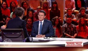 Manuel Valls raconte comment il a été informé des attentats le 13 novembre