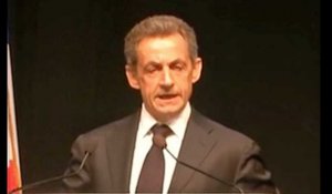 La phrase incompréhensible de Nicolas Sarkozy - ZAPPING TÉLÉ DU 16/10/2015