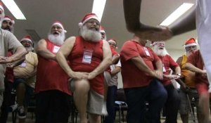 Ecole de Père Noël, un espoir de travail dans un Brésil en crise