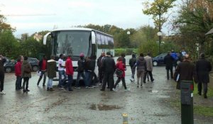 Arrivée en France des premiers réfugiés provenant de 'hotspots"