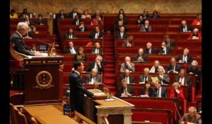 Le discours de Valls sur l'Etat d'urgence, en cinq phrases