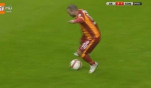 Le nouveau doublé fantastique de Sneijder