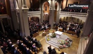 Drôme : les obsèques d'une victime du tueur célébrées dans une église bondée
