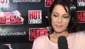 Nikita Bellucci (porno star) défend Kelly Helard : "Beverly, je l'invite à faire ses tests MST !"