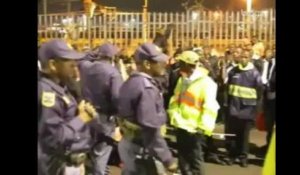 La police disperse une manifestation d'employés du Mondial
