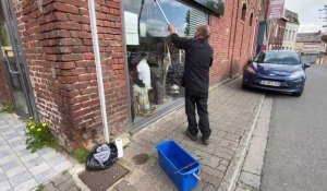 L’entreprise adaptée Challenge offre le nettoyage des vitrines de 20 commerçants