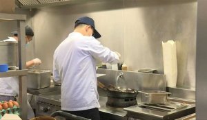 "Dark kitchens": la livraison de repas fait pousser les cuisines collectives en banlieue