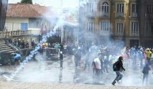 Nouvelles violences à Bogota au 8e jour des manifestations contre le gouvernement